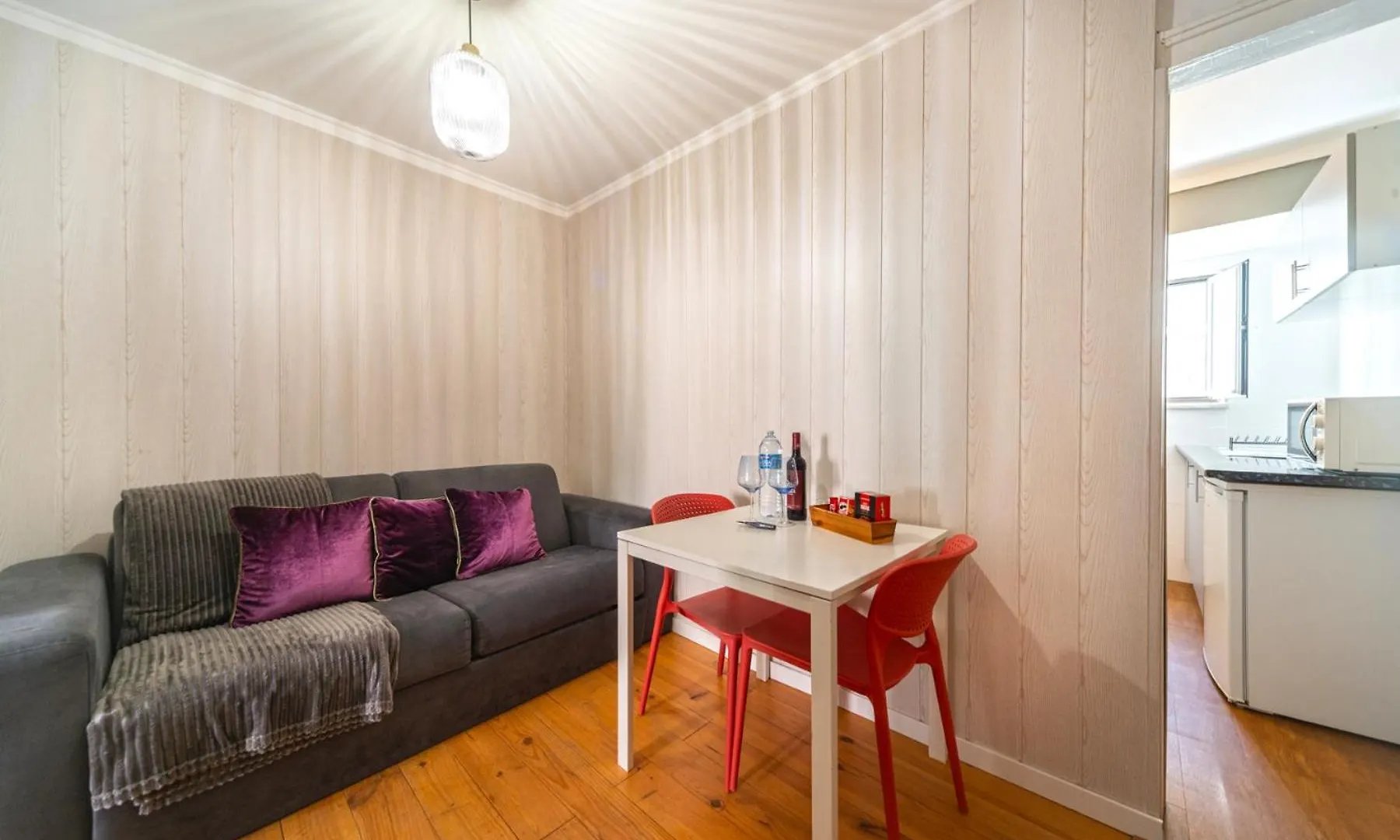 Apartment In Bairro Alto 1 - Lisbon Charm